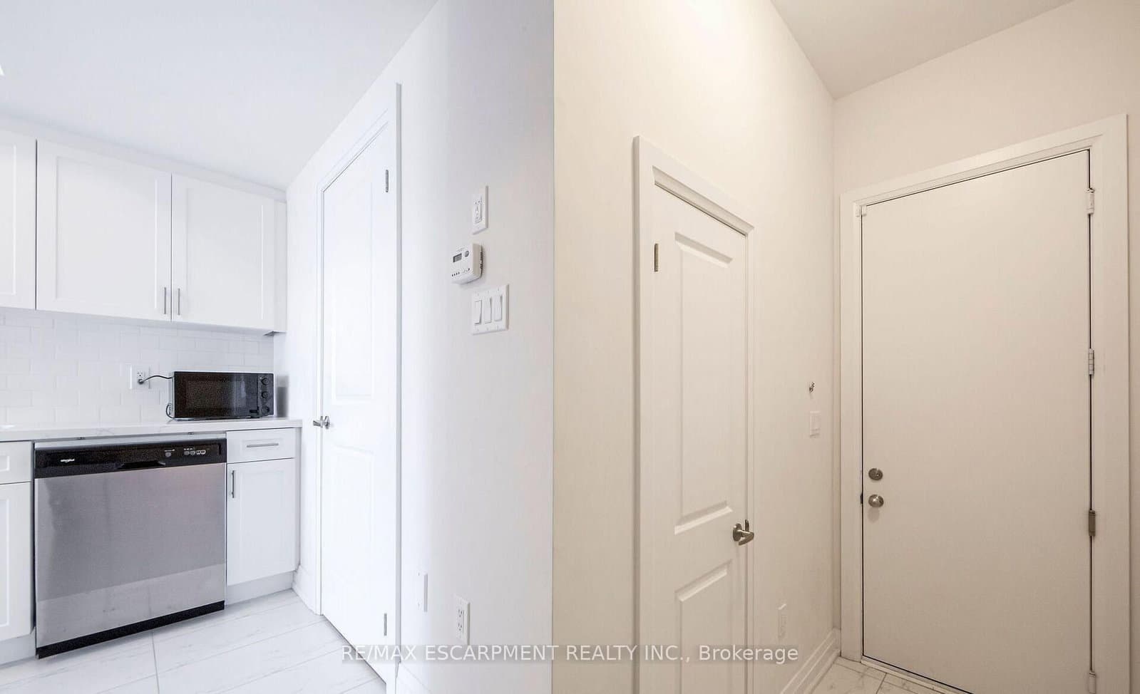 2-1778A Lawrence Avenue W thumbnail 10