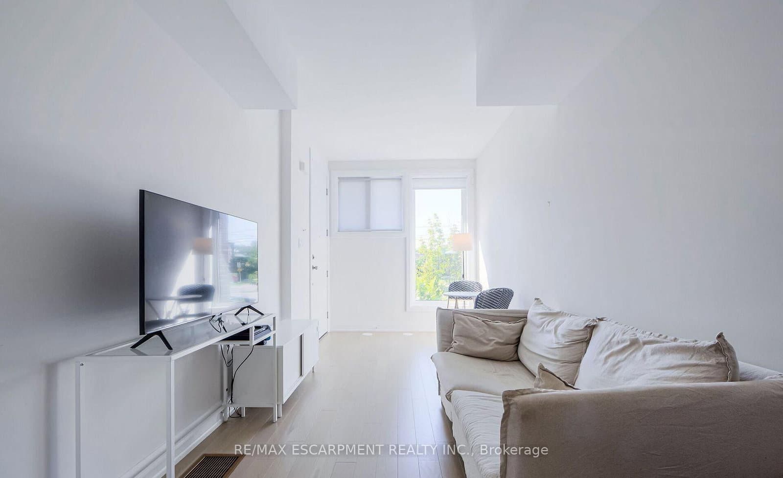 2-1778A Lawrence Avenue W thumbnail 4