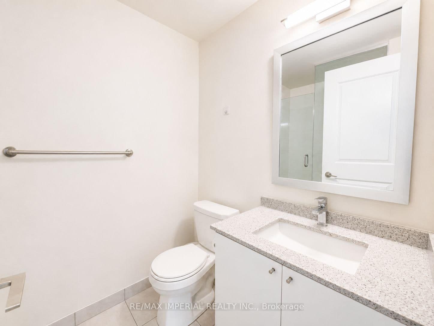65 Watergarden Drive, Unit 403, Primary Bedroom thumbnail 17