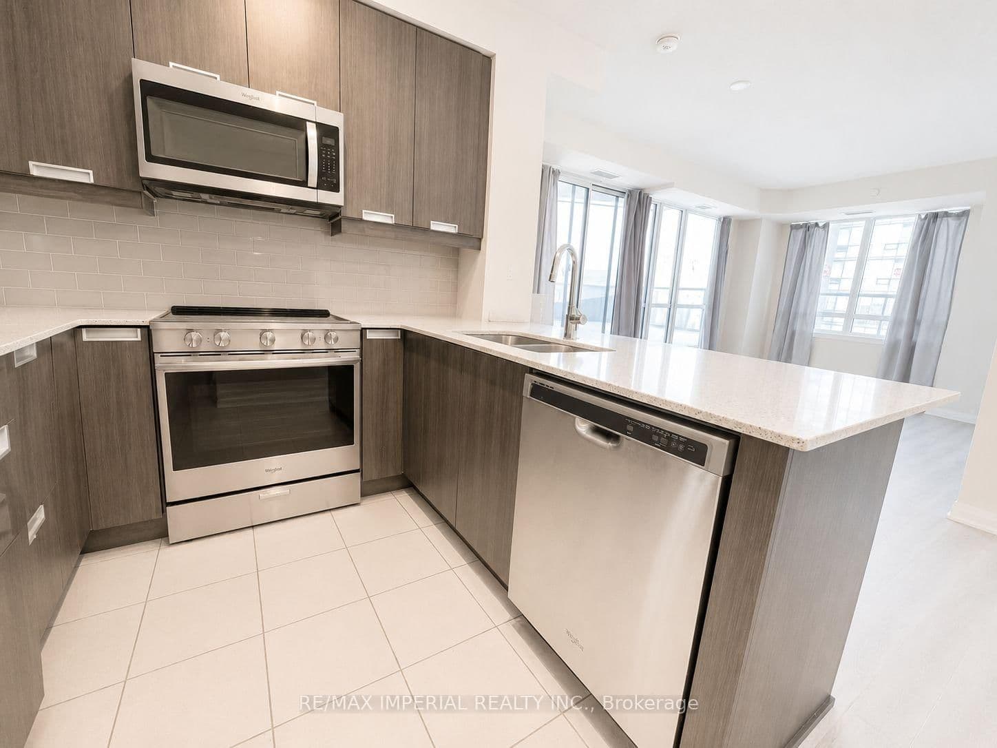 65 Watergarden Drive, Unit 403, Primary Bedroom thumbnail 9