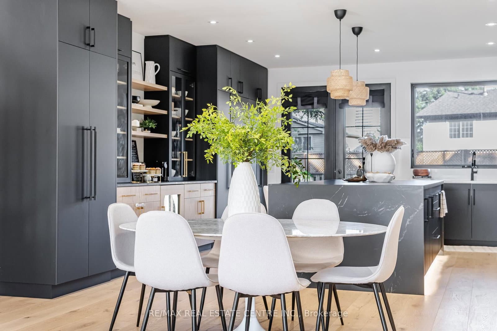 772 Banting Court thumbnail 18