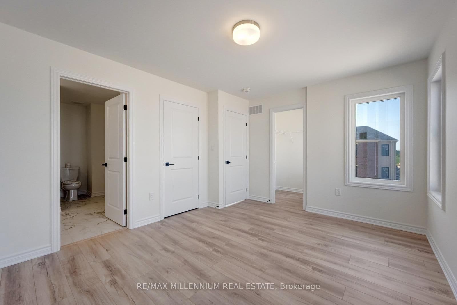 36 Thornbird Crescent, Unit Upper thumbnail 21