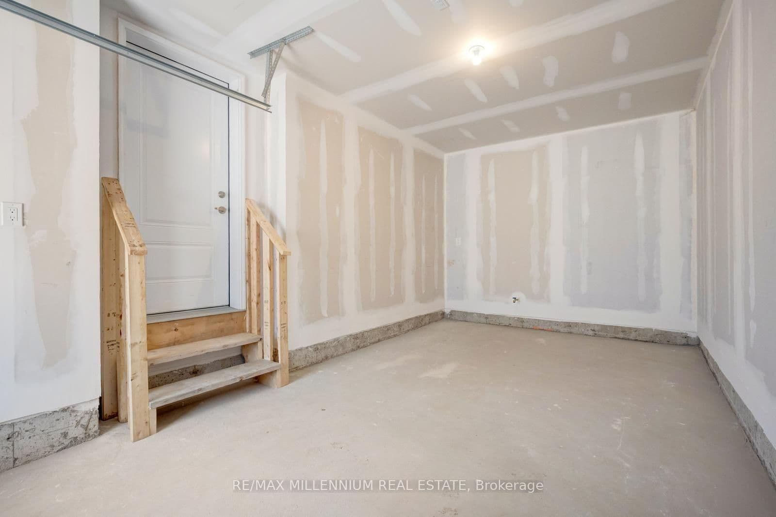 36 Thornbird Crescent, Unit Upper thumbnail 43