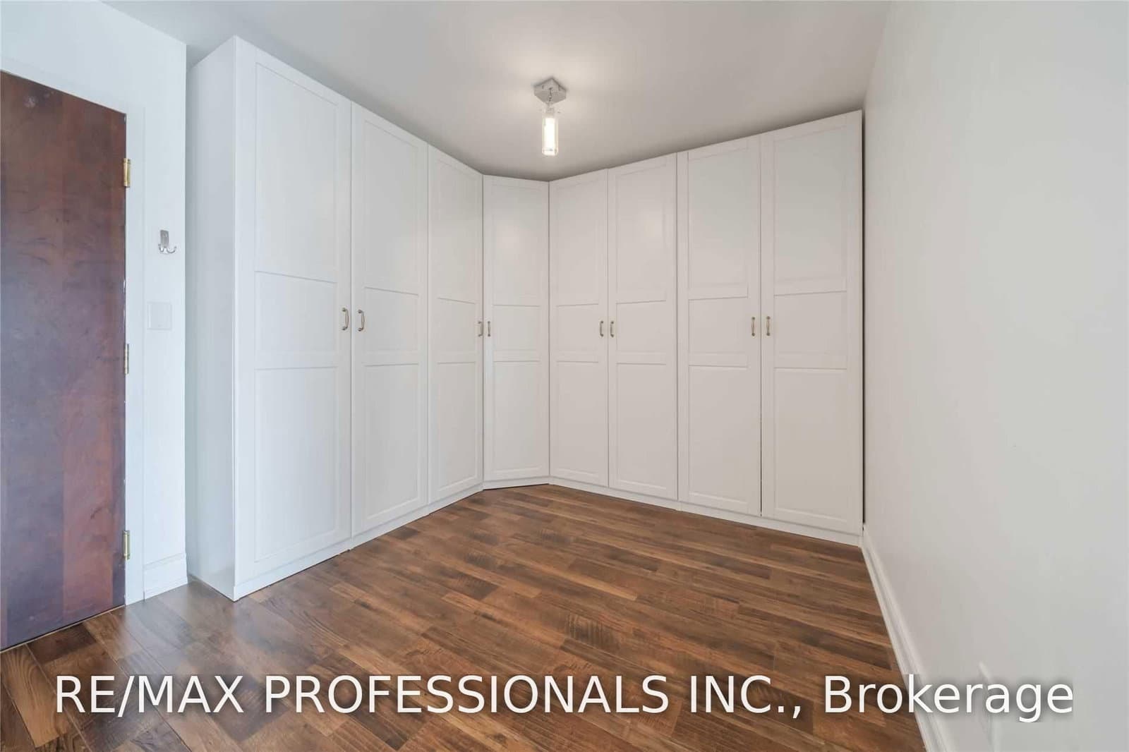 1300 Islington Avenue, Unit 809 thumbnail 16