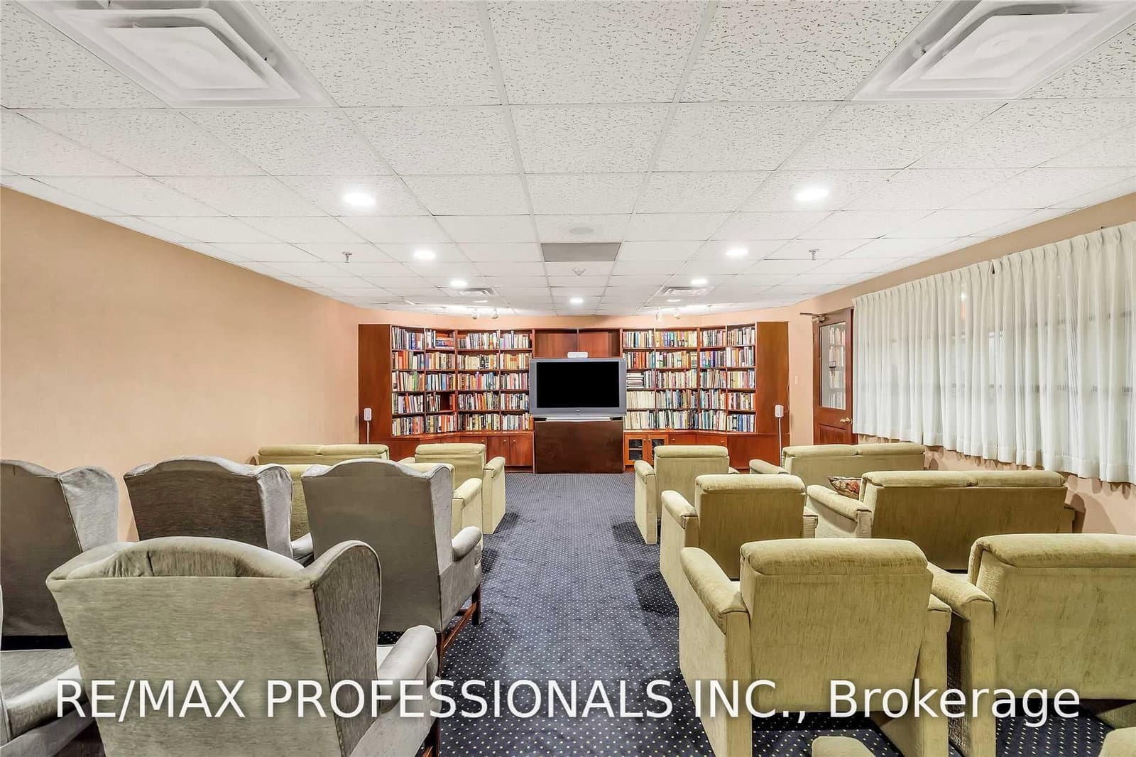 1300 Islington Avenue, Unit 809 thumbnail 30