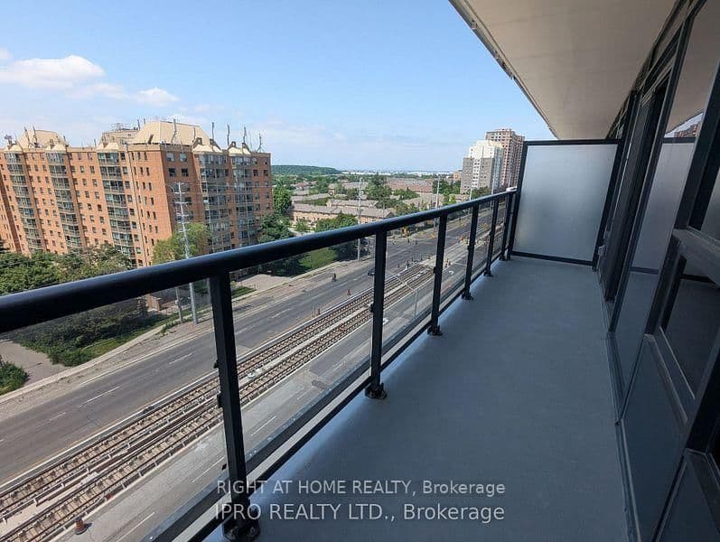 5105 Hurontario Street, Unit 706 thumbnail 25