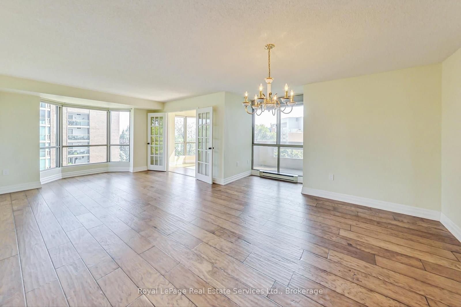 1201 North Shore Boulevard E, Unit 705 thumbnail 2