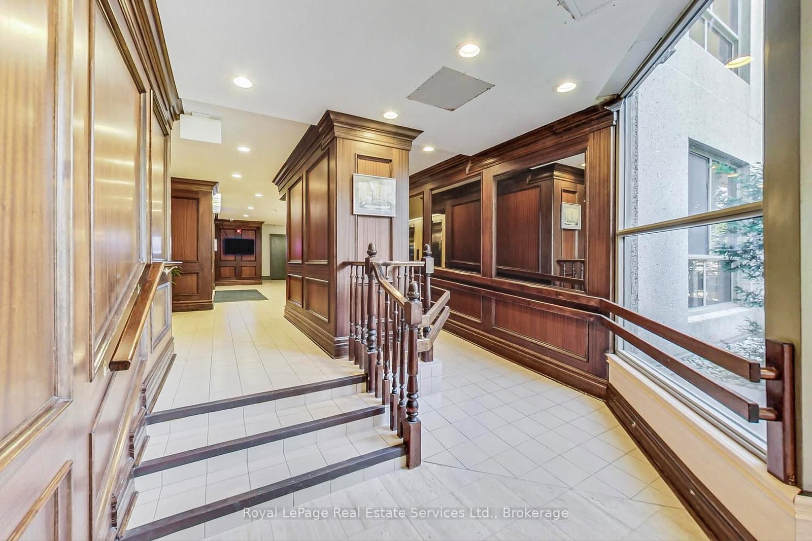1201 North Shore Boulevard E, Unit 705 thumbnail 28