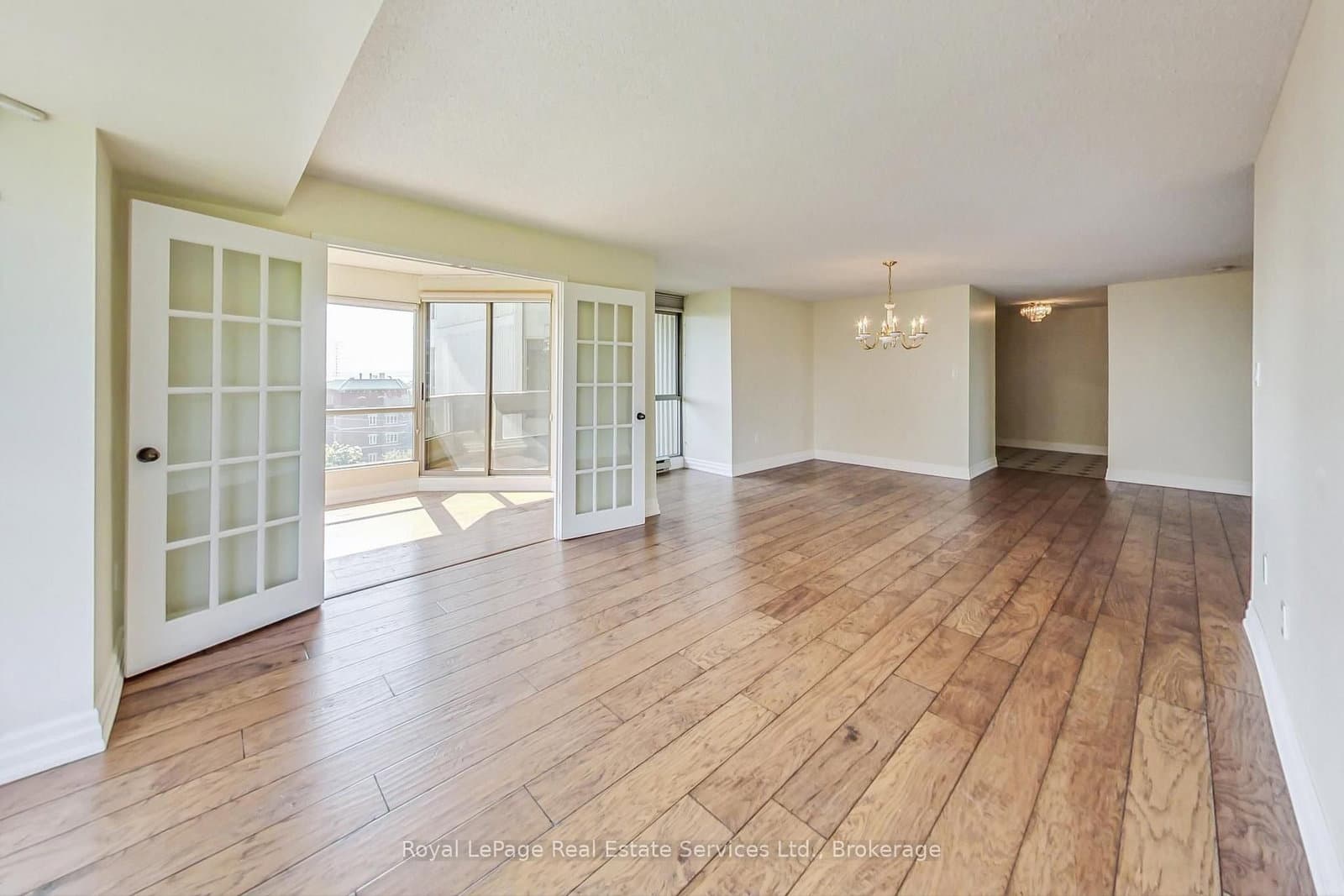 1201 North Shore Boulevard E, Unit 705 thumbnail 4