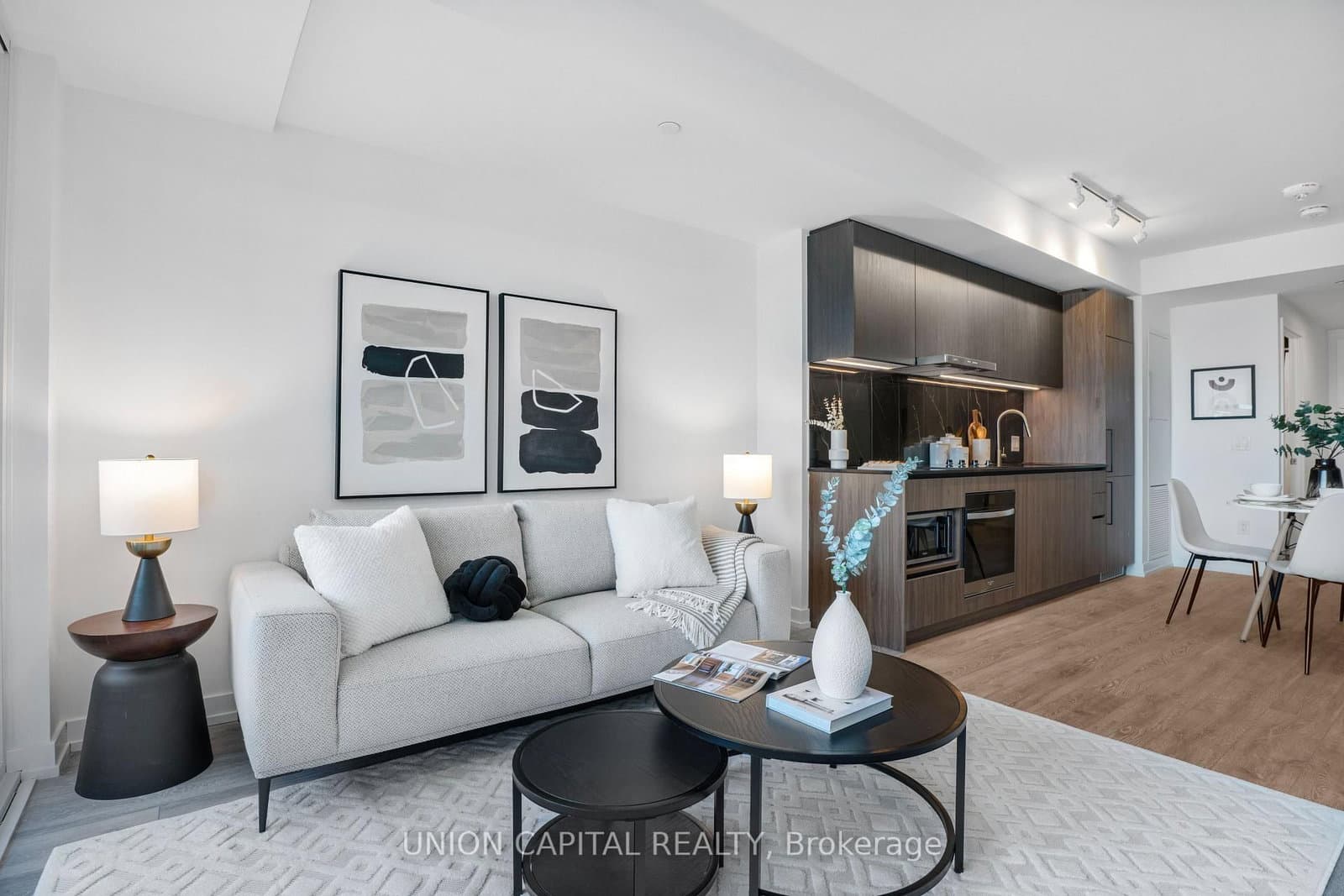 1100 Sheppard Avenue W, Unit 835 thumbnail 5