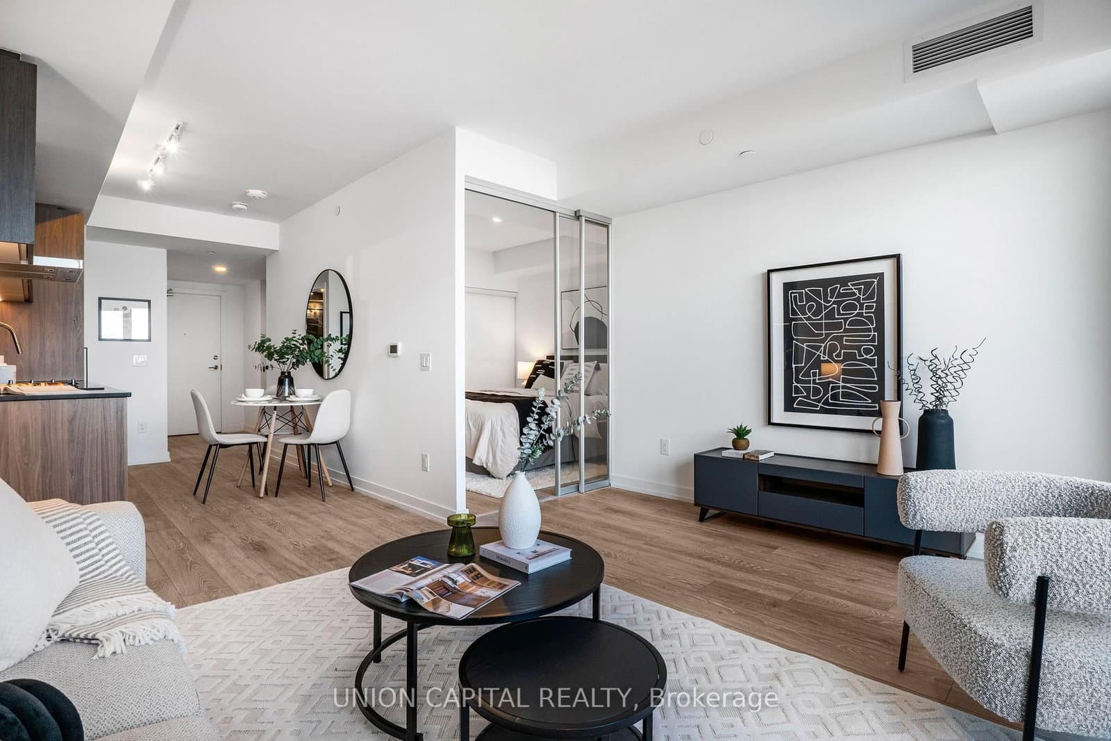 1100 Sheppard Avenue W, Unit 835 thumbnail 7