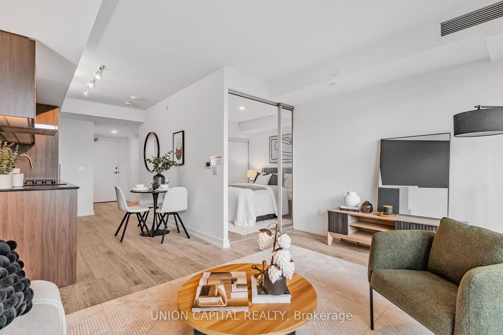 1100 Sheppard Avenue W, Unit 635 thumbnail 4