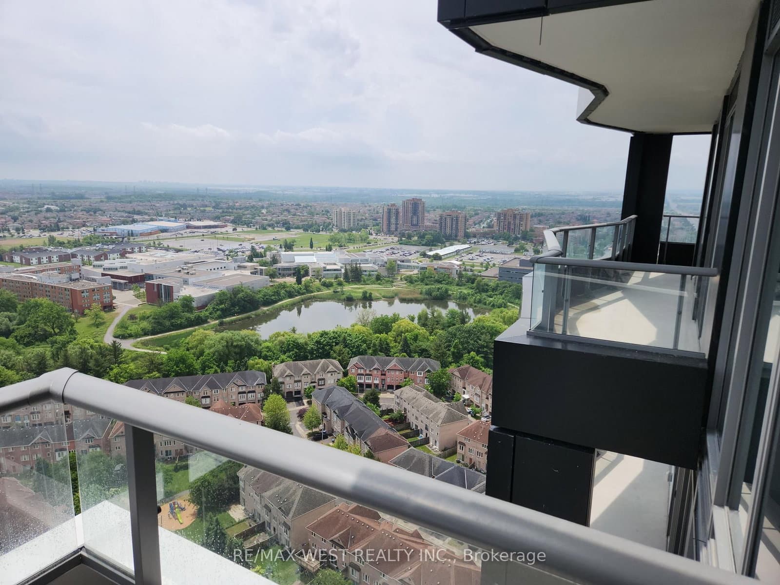 260 Malta Avenue, Unit 2403 thumbnail 18
