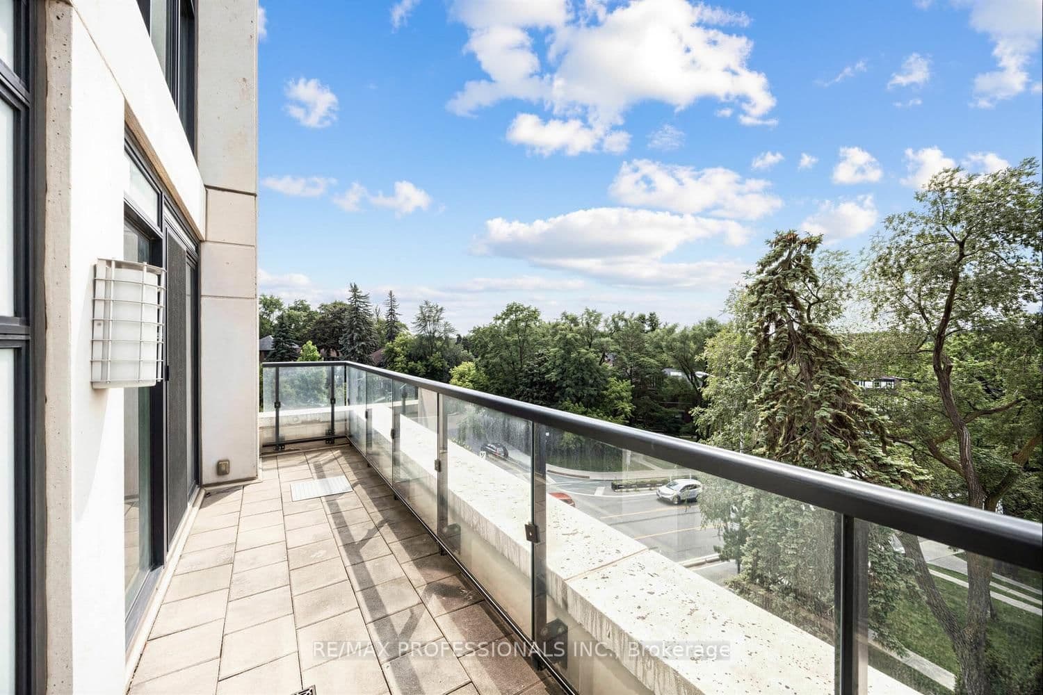 2 Old Mill Drive, Unit 417 thumbnail 18