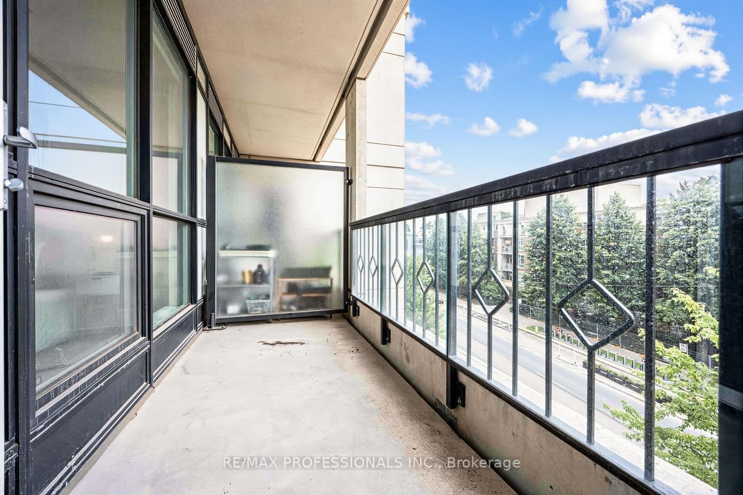2 Old Mill Drive, Unit 417 thumbnail 25