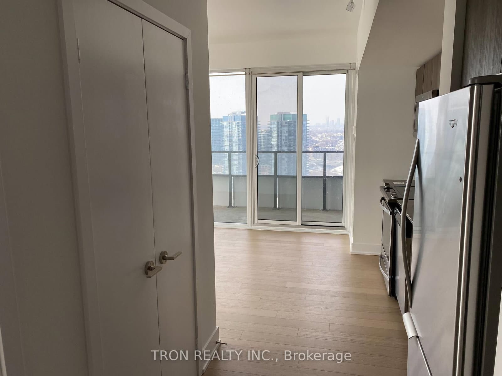 30 Shore Breeze Drive, Unit 2621 thumbnail 5
