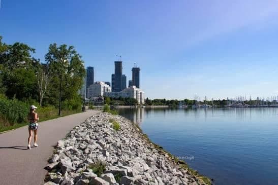 2285 Lake Shore Boulevard W, Unit 1908 thumbnail 43