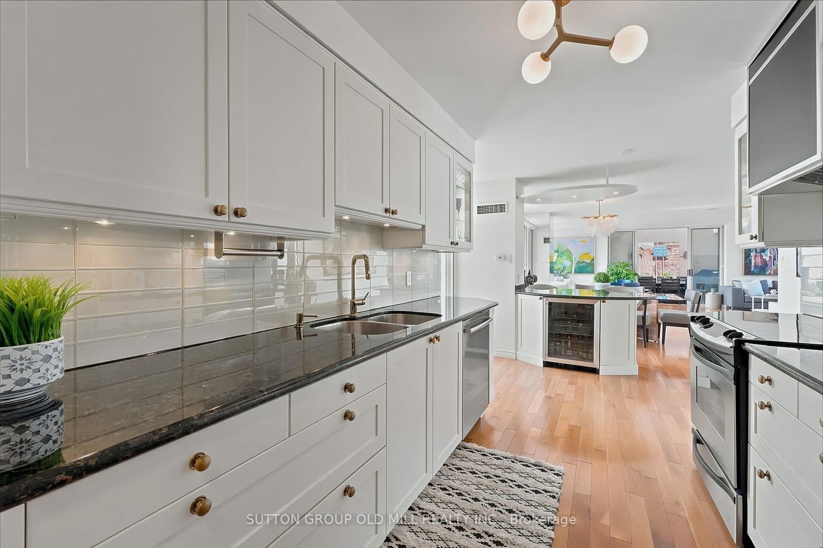 2285 Lake Shore Boulevard W, Unit 1908 thumbnail 6