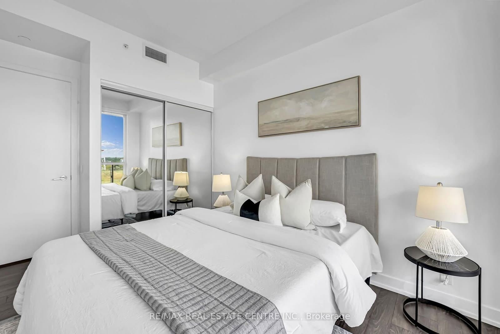 10 Park Lawn Road, Unit 809 thumbnail 17