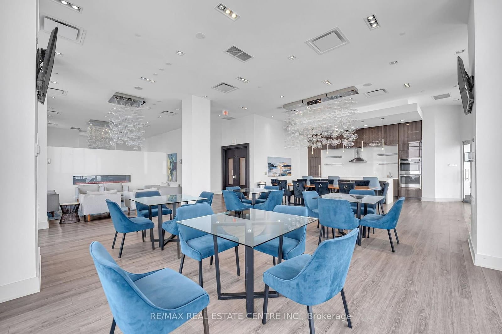 10 Park Lawn Road, Unit 809 thumbnail 41
