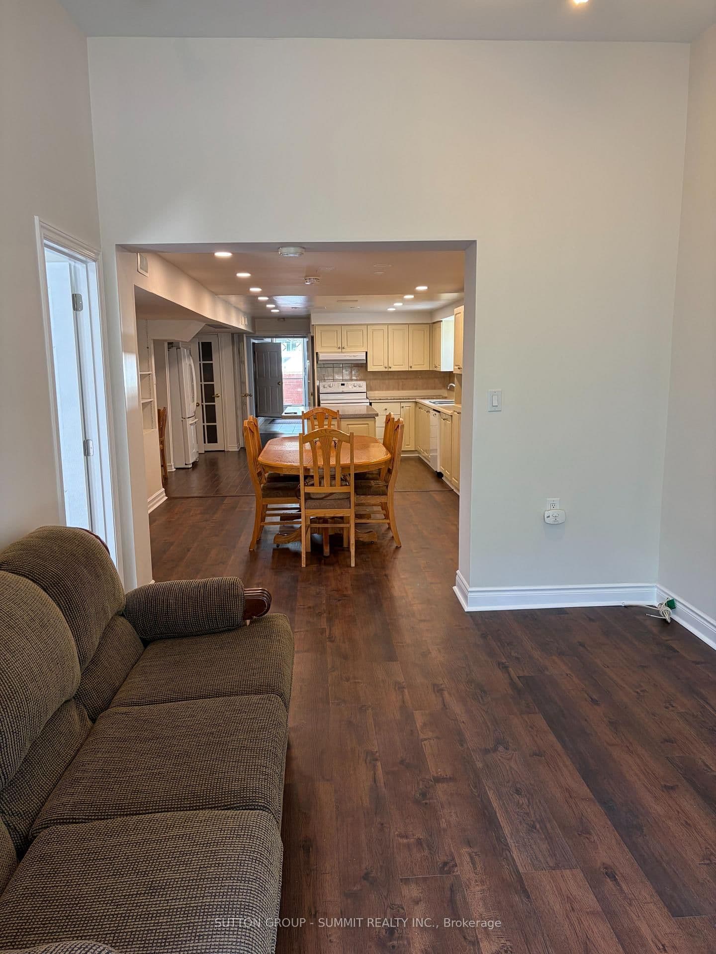 3227 TRISHA Downs, Unit LOWER LEVEL ONLY thumbnail 9