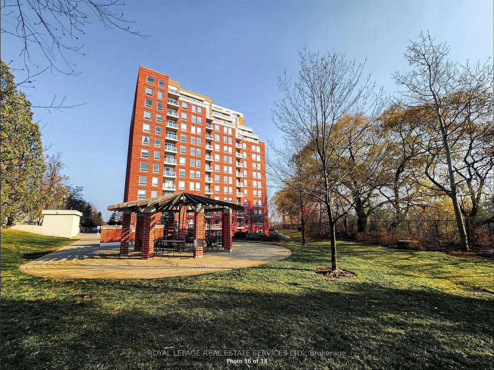 60 Old Mill Road, Unit UPH5 thumbnail 37