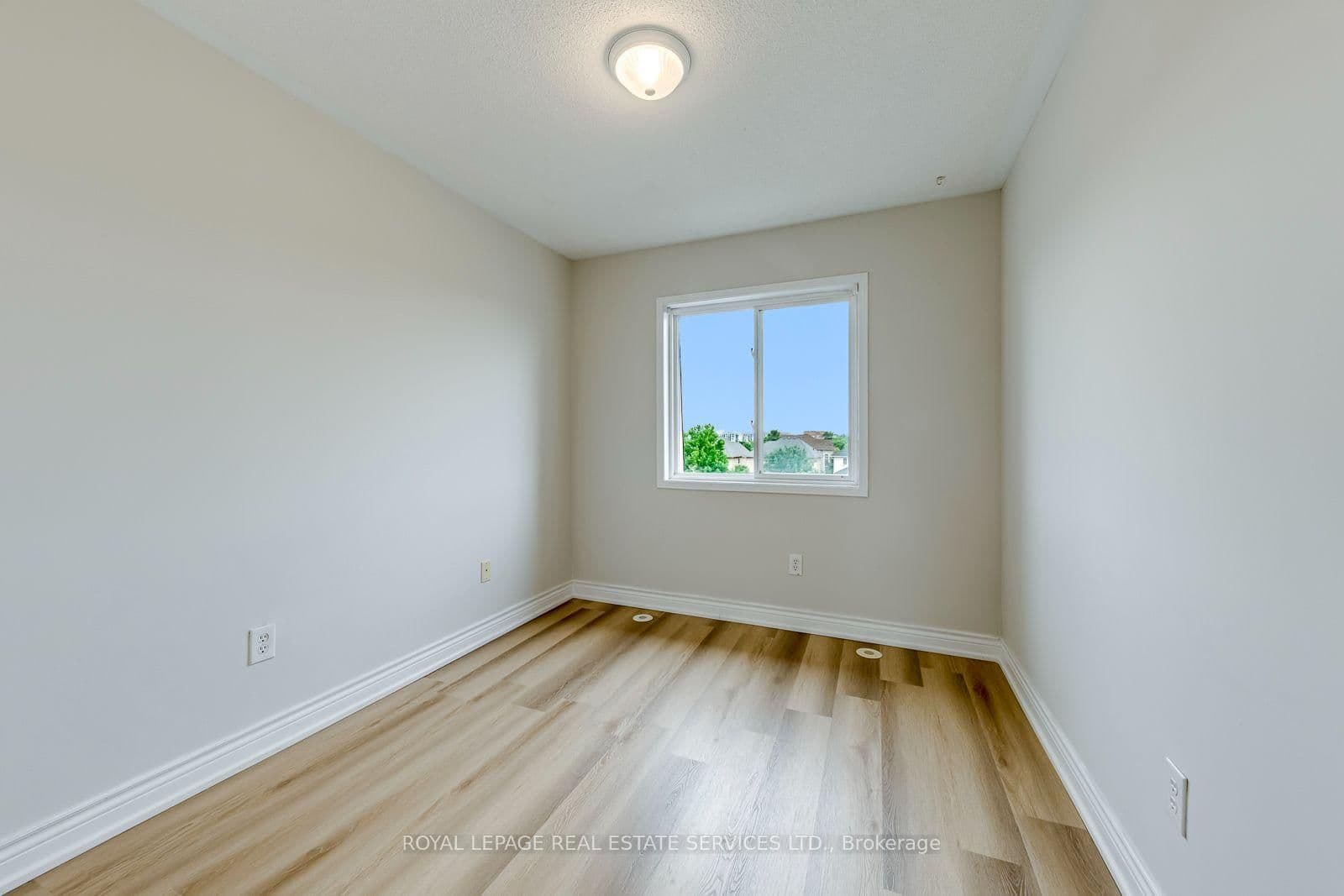 2418 Adamvale Crescent thumbnail 30