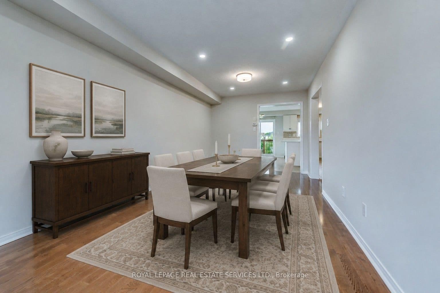 2418 Adamvale Crescent thumbnail 8