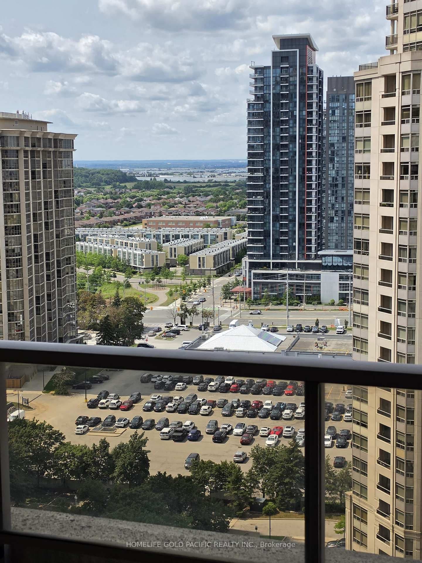 25 Kingsbridge Garden Circle, Unit 2122 thumbnail 12