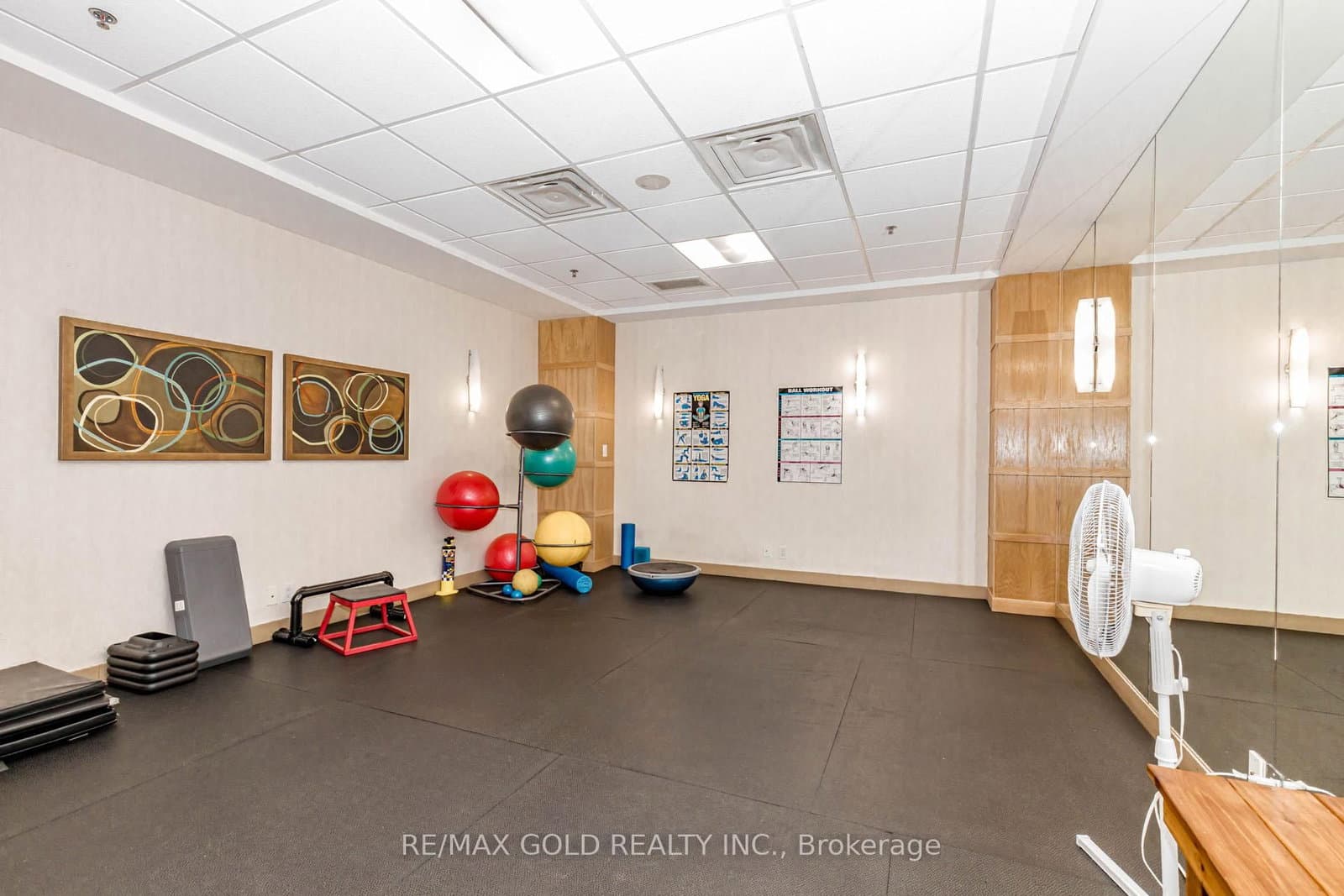 1055 Southdown Road, Unit 313 thumbnail 41
