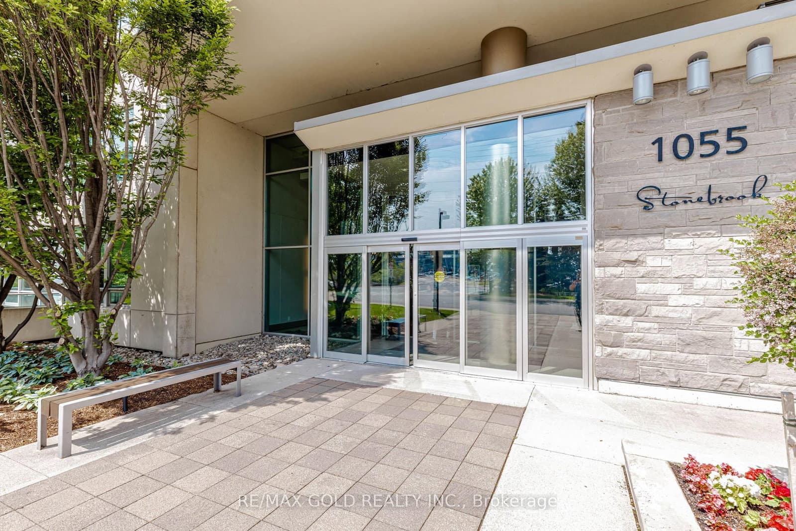 1055 Southdown Road, Unit 313 thumbnail 5
