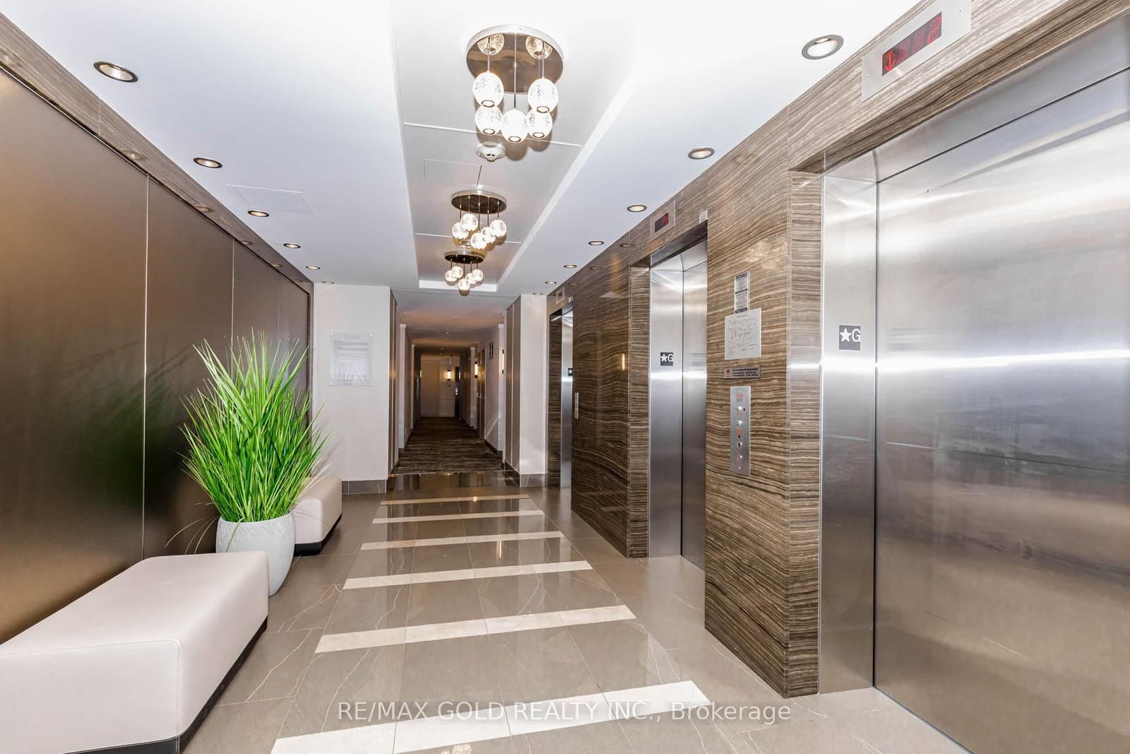 1055 Southdown Road, Unit 313 thumbnail 8