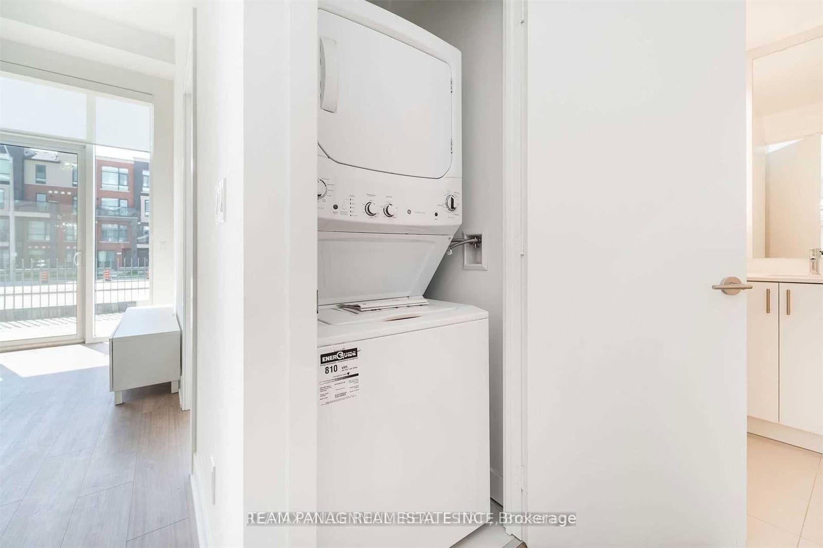 180 Veterans Drive, Unit 102 thumbnail 8