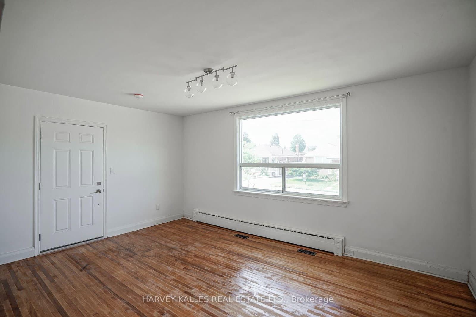 47 Stayner Avenue thumbnail 9