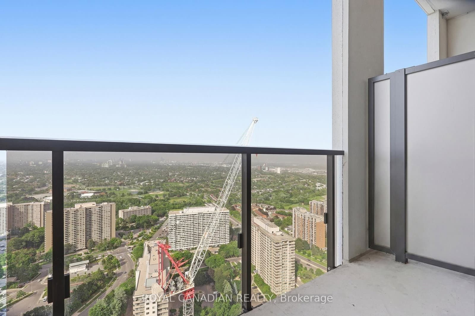 30 Elm Drive W, Unit PH 02 thumbnail 39