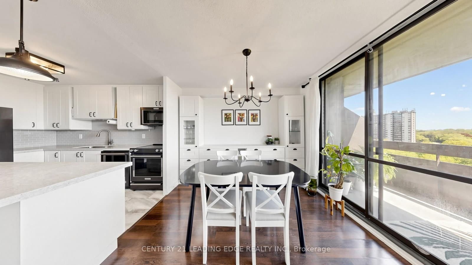 11 Wincott Drive, Unit 914 thumbnail 13
