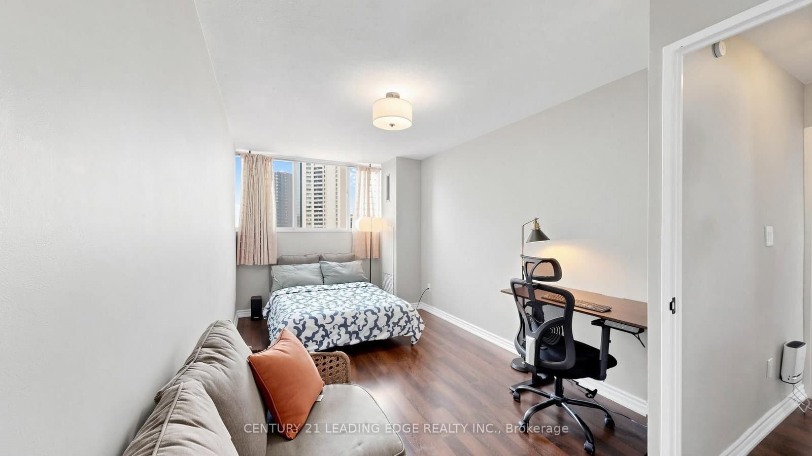 11 Wincott Drive, Unit 914 thumbnail 27