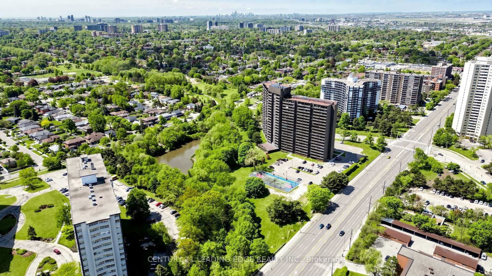11 Wincott Drive, Unit 914 thumbnail 36