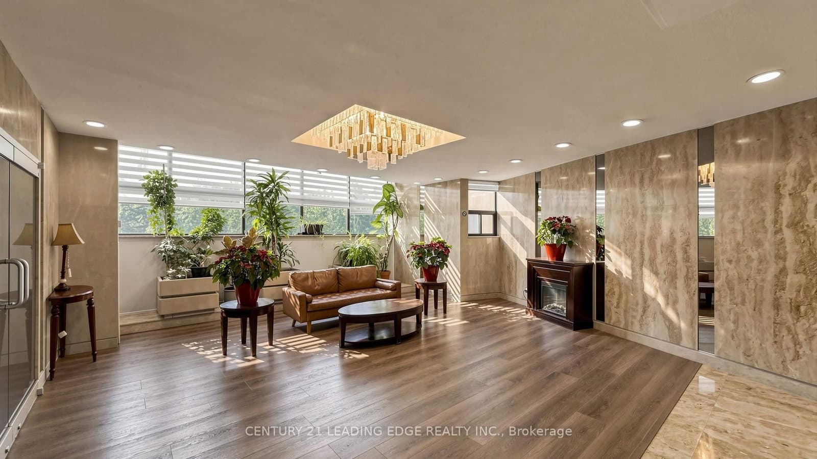 11 Wincott Drive, Unit 914 thumbnail 43