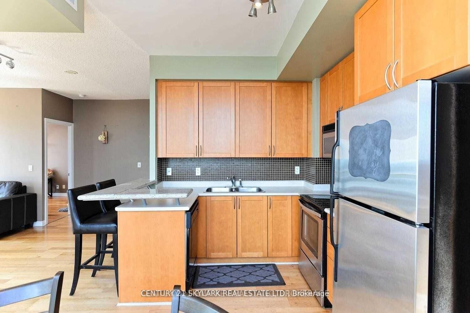 3939 Duke Of York Boulevard, Unit 3007 thumbnail 18