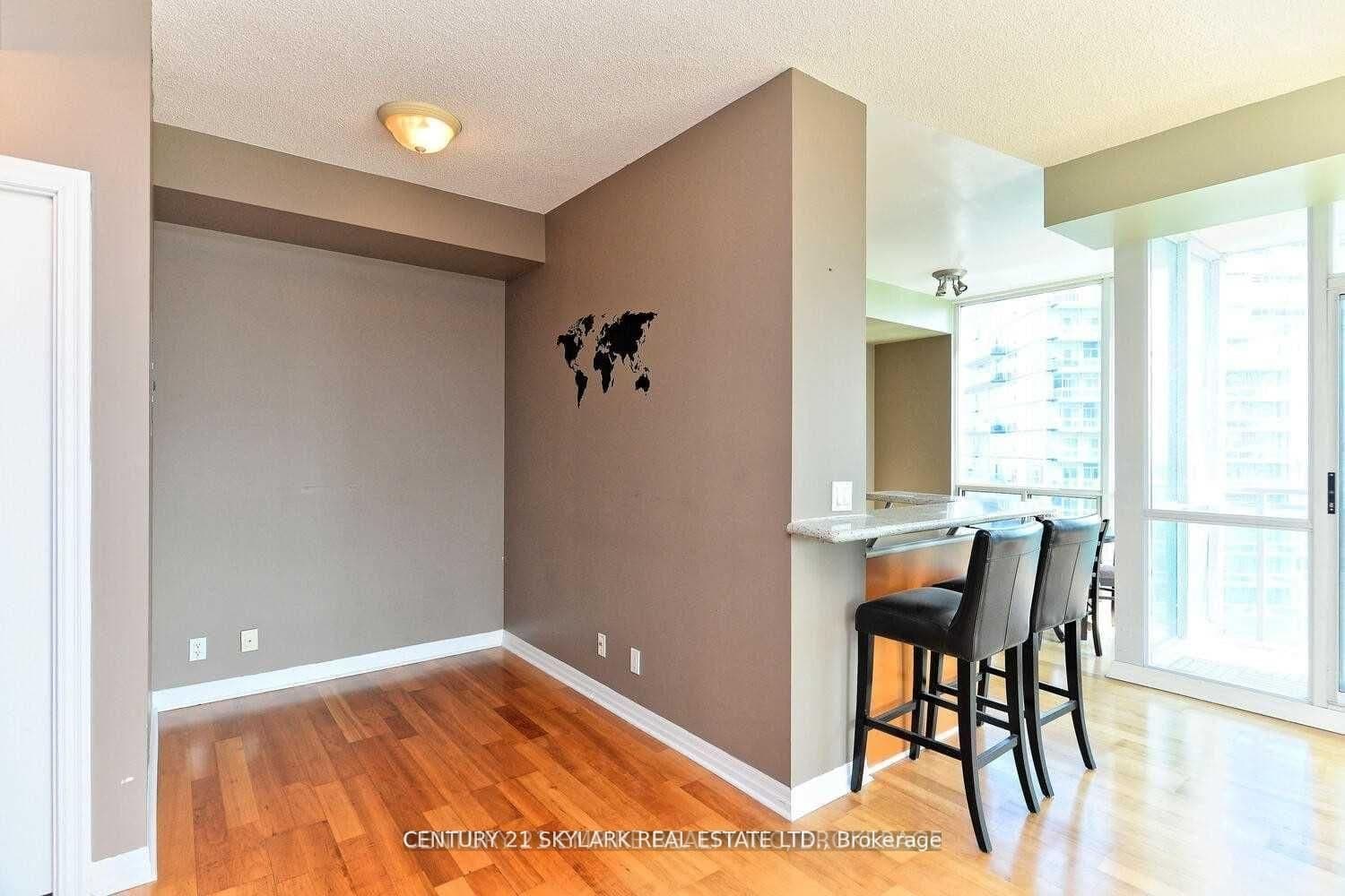3939 Duke Of York Boulevard, Unit 3007 thumbnail 23