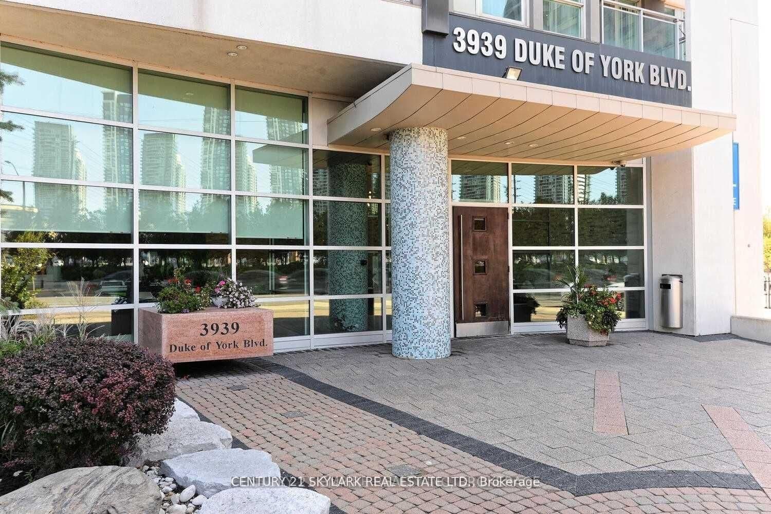 3939 Duke Of York Boulevard, Unit 3007 thumbnail 4