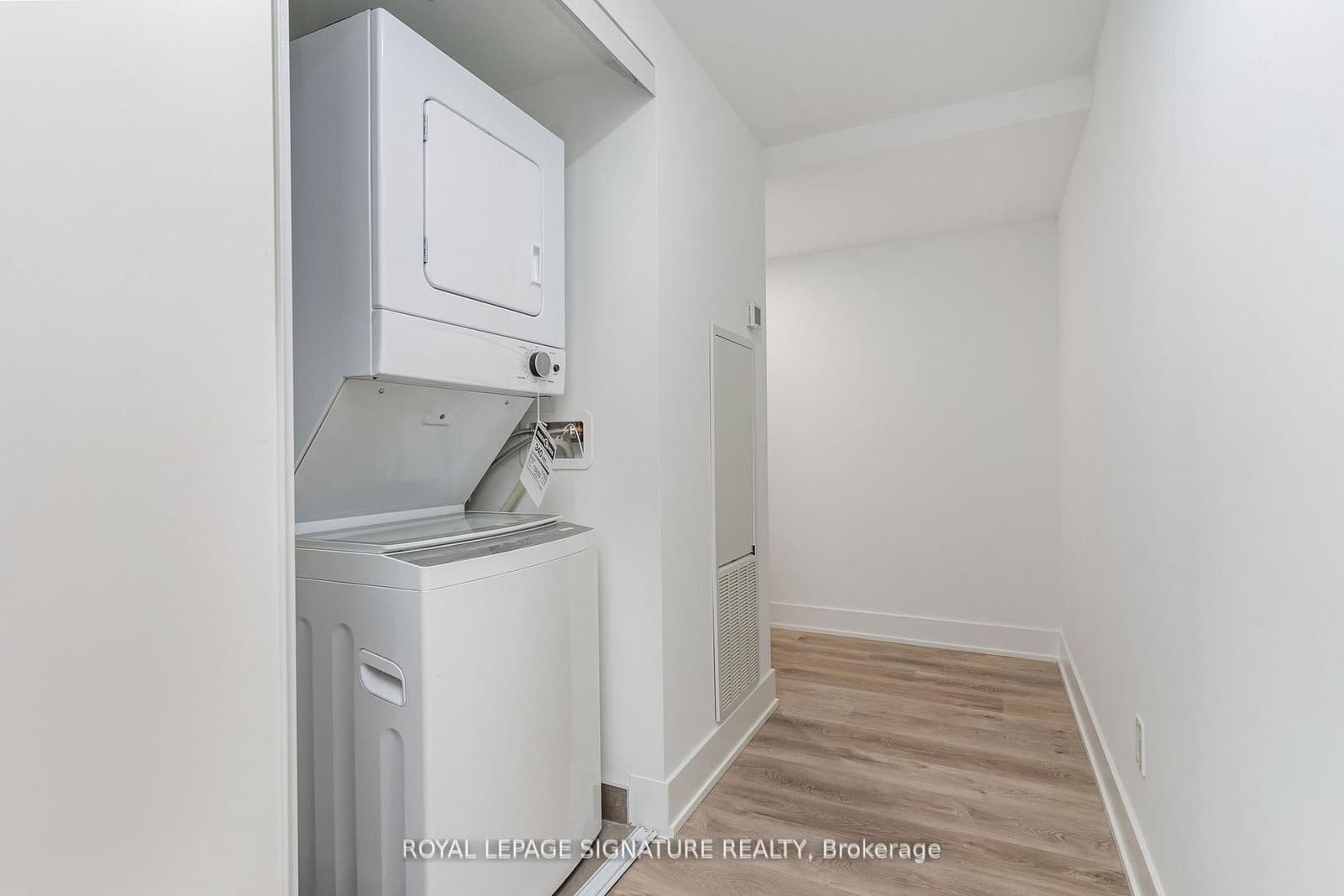370 Martha Street, Unit 304 thumbnail 14