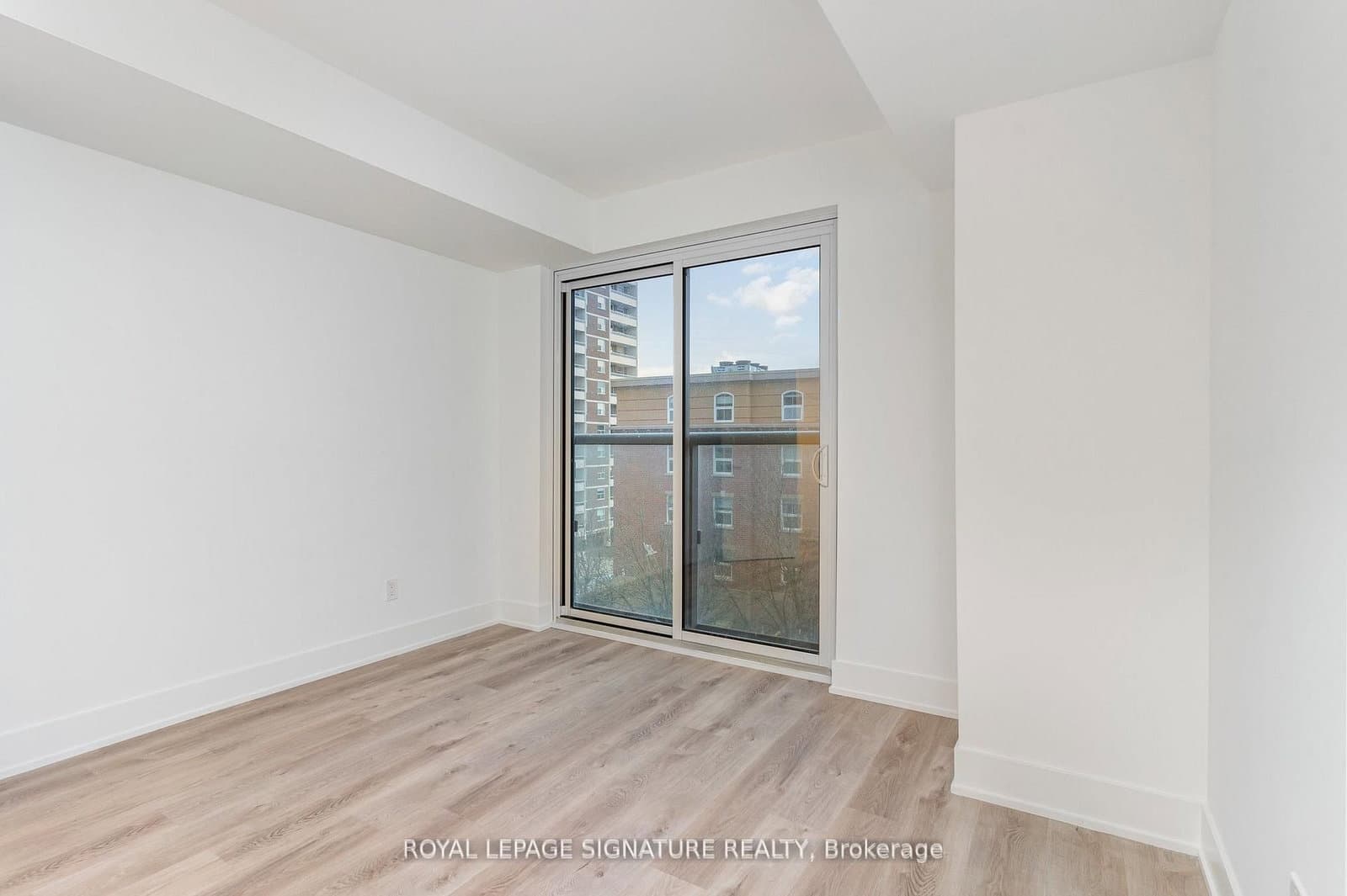 370 Martha Street, Unit 304 thumbnail 15