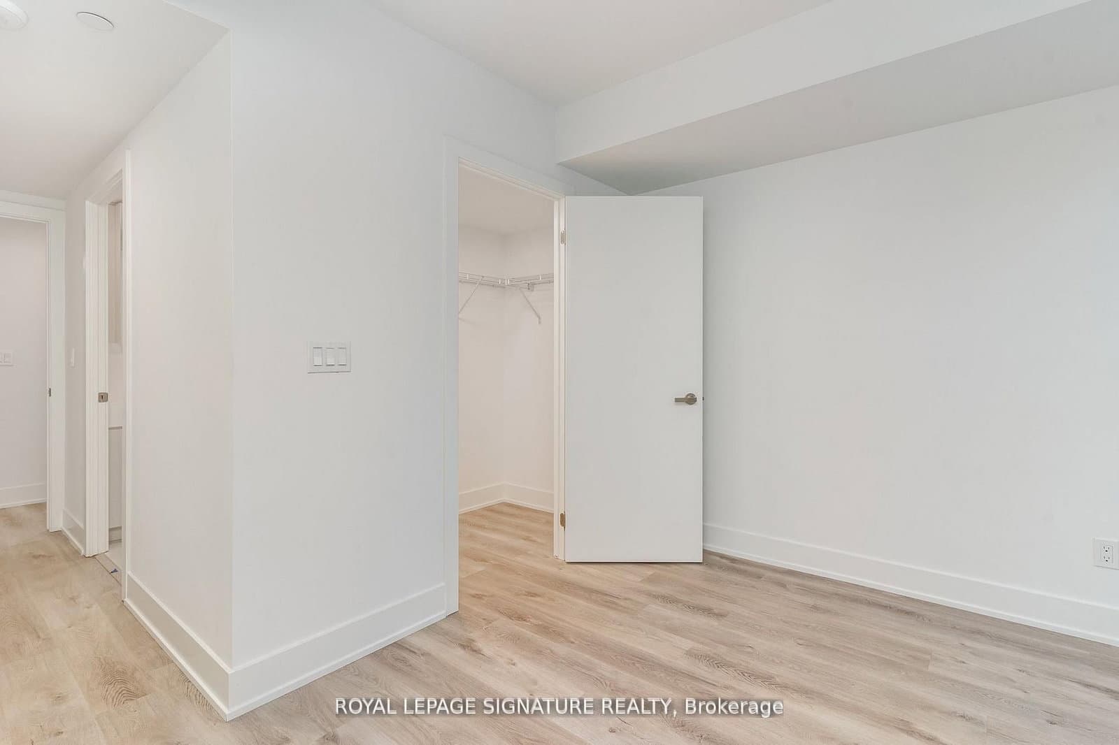 370 Martha Street, Unit 304 thumbnail 16