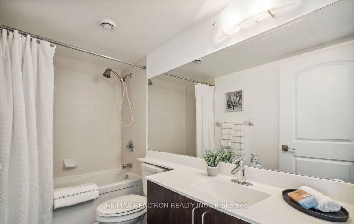 55 De Boers Drive, Unit 708 thumbnail 24