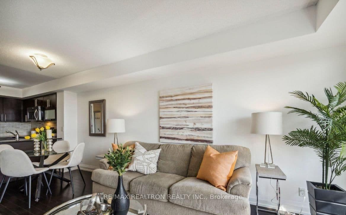55 De Boers Drive, Unit 708 thumbnail 7