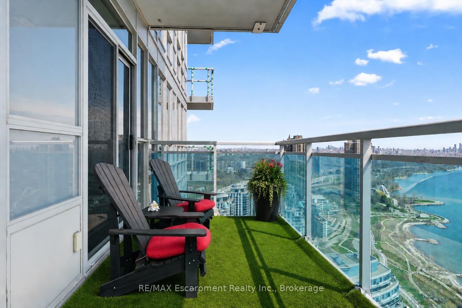 16 Brookers Lane, Unit 3506 thumbnail 18