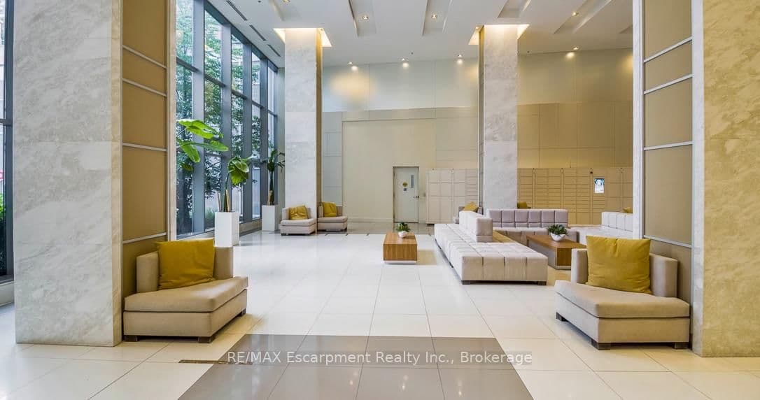 16 Brookers Lane, Unit 3506 thumbnail 2