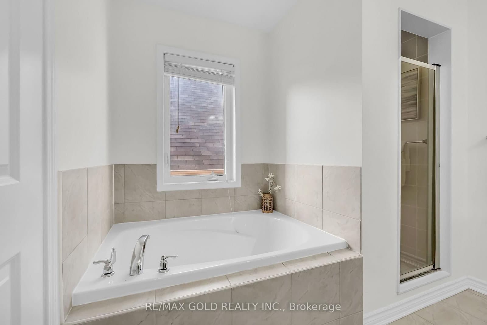 1547 Farmstead Drive thumbnail 28